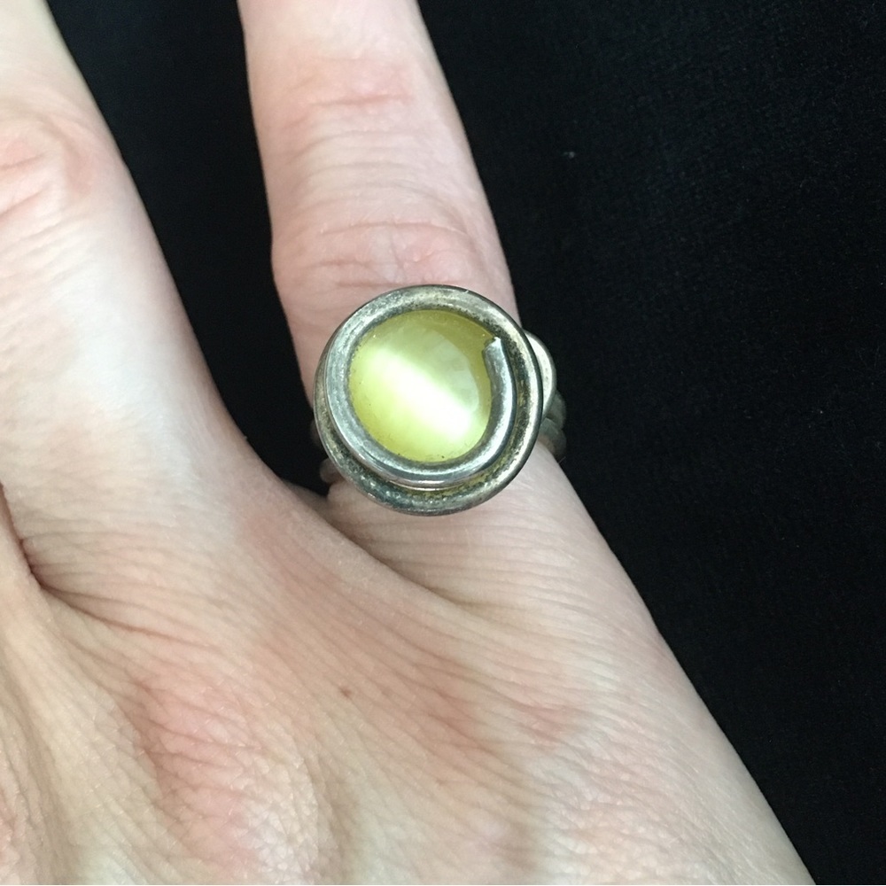 Small Vintage Metal Wrapped Stone Ring